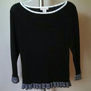 Vintage Notations Ruffle Sleeve & Bottom T…